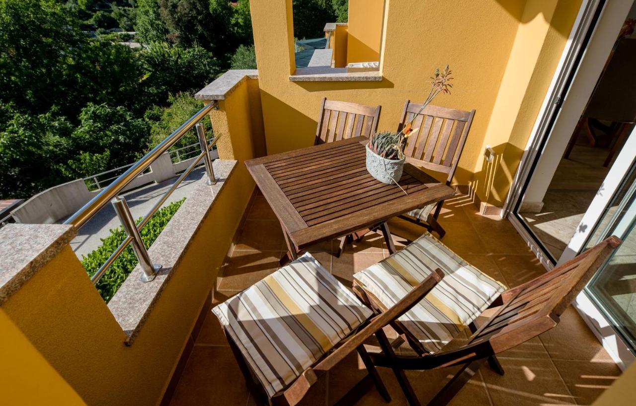 Apartments Silvana In Kampor Exterior photo